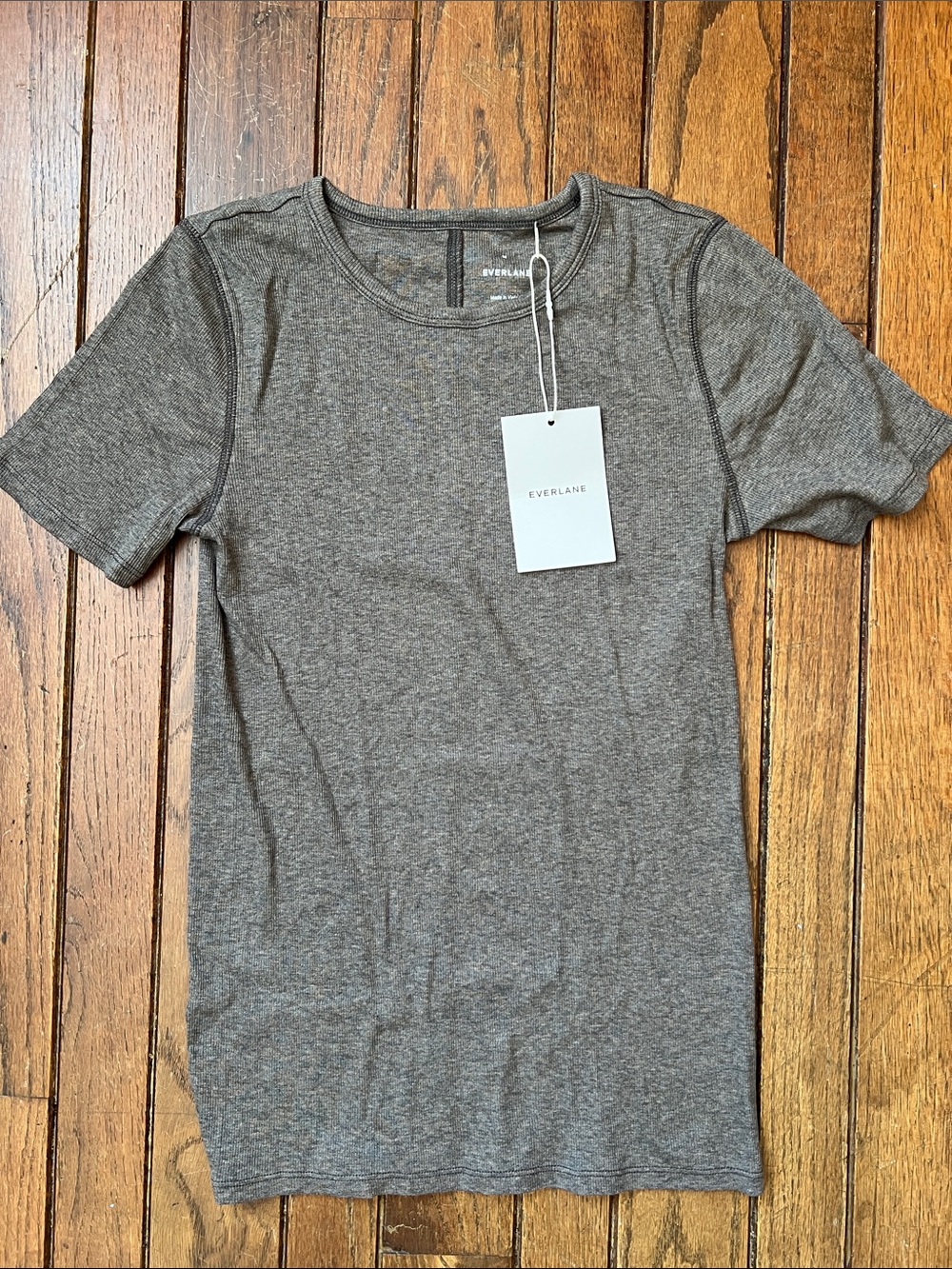 Everlane HeatherFatigue Short Sleeve Luxe Rib Crew Size Medium NWT New With Tags